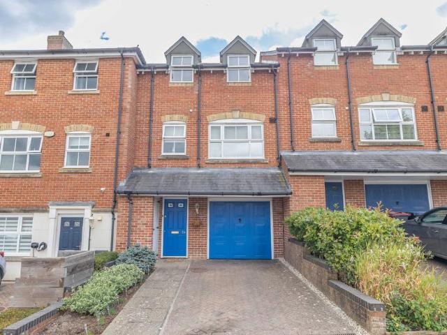 House for sale in The Bridge, Kent