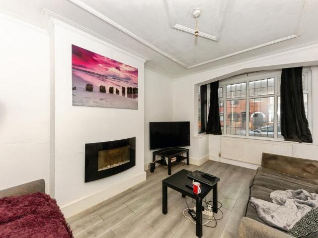 House for sale in New Clee, Cleethorpes