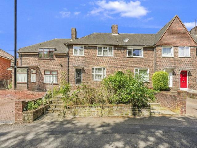 House for sale in Chingford, Greater London
