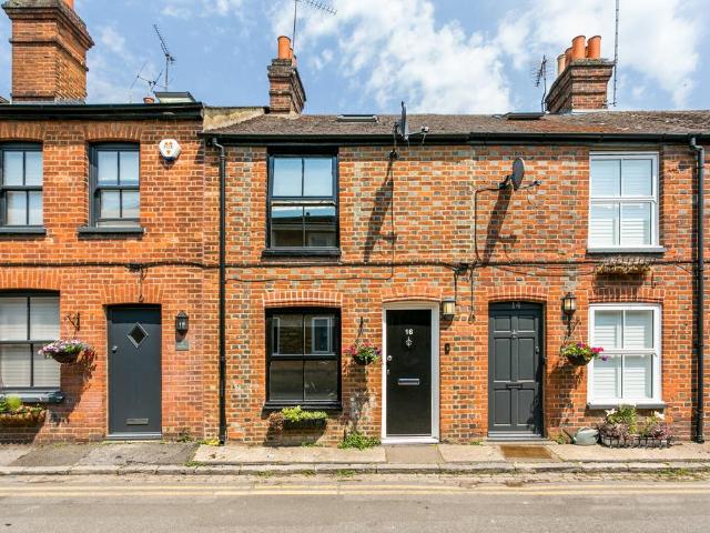 House for sale in Lunnon, Buckinghamshire