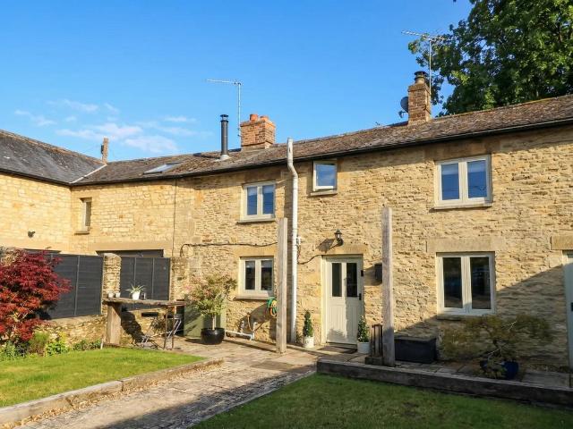 House for sale in Black Bourton, Oxfordshire