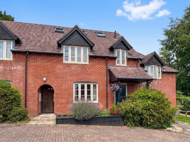 House for sale in Itchen, Hampshire