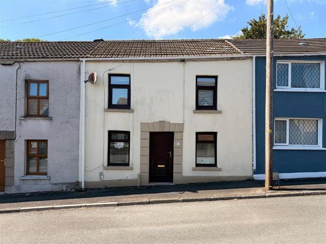 House for sale in Capel, Felinfoel