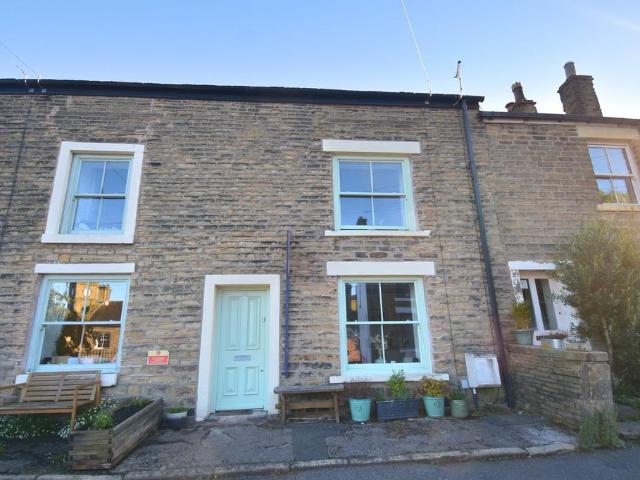 House for sale in Little Hayfield, High Peak