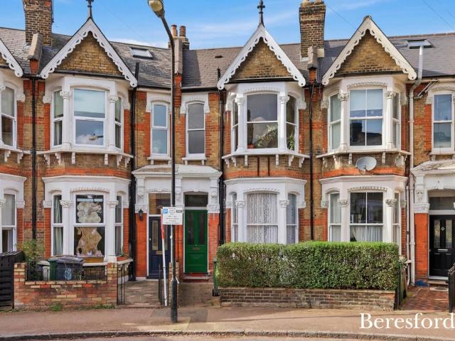 House for sale in Greater London