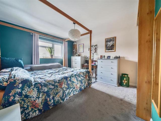 House for sale in Feckenham, City Of Bristol