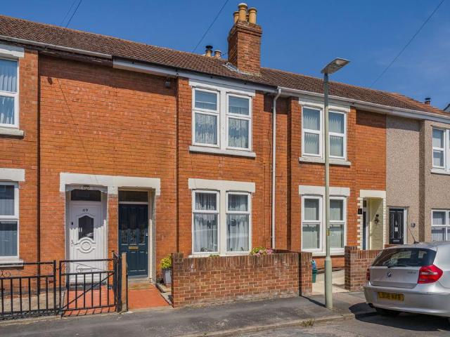 House for sale in Gloucester, Gloucestershire