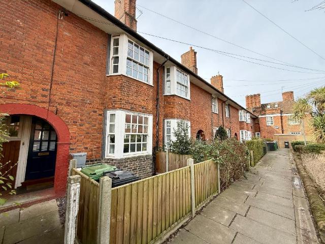 House for sale in Greater London