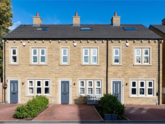 House for sale in Greengates, Bradford