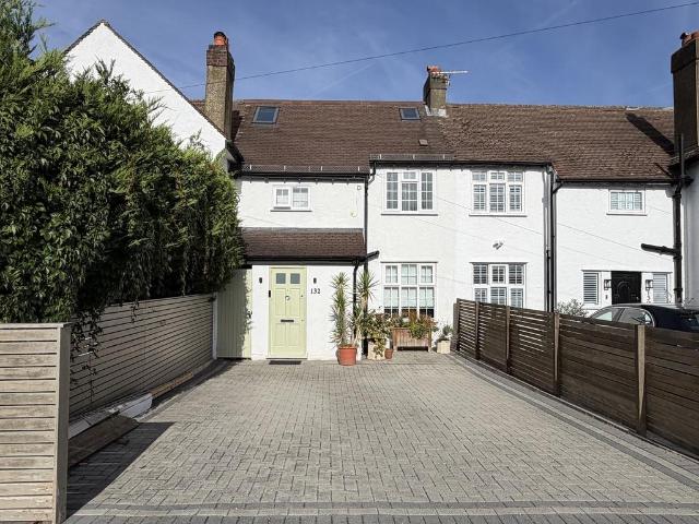House for sale in Royal Borough of Kingston upon Thames, Greater London