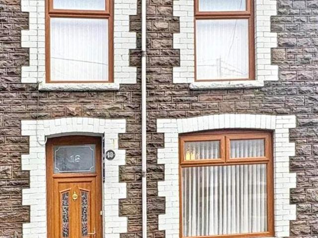 House for sale in Stanleytown, Tylorstown