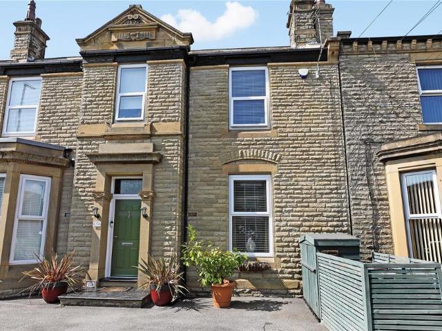 House for sale in Ossett, West Yorkshire
