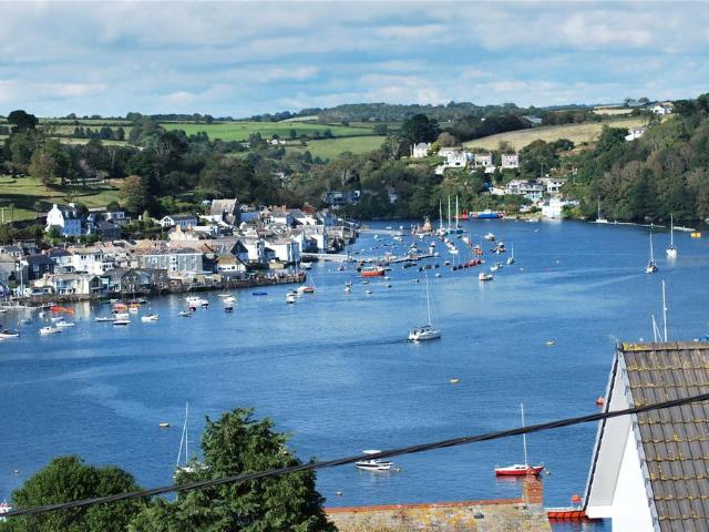 House for sale in Polruan, Cornwall