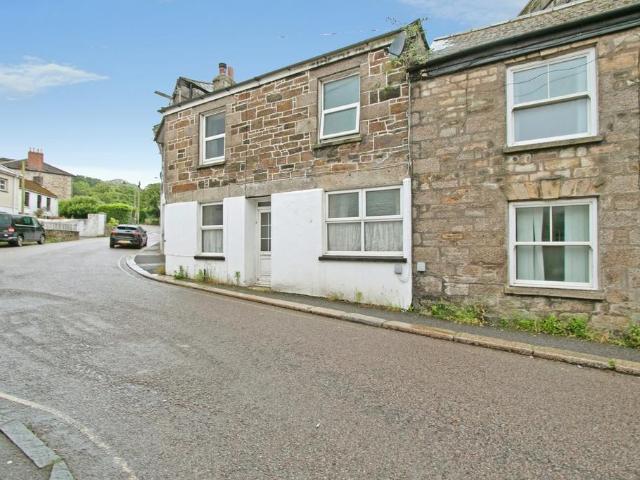 House for sale in Mount Ambrose, Cornwall