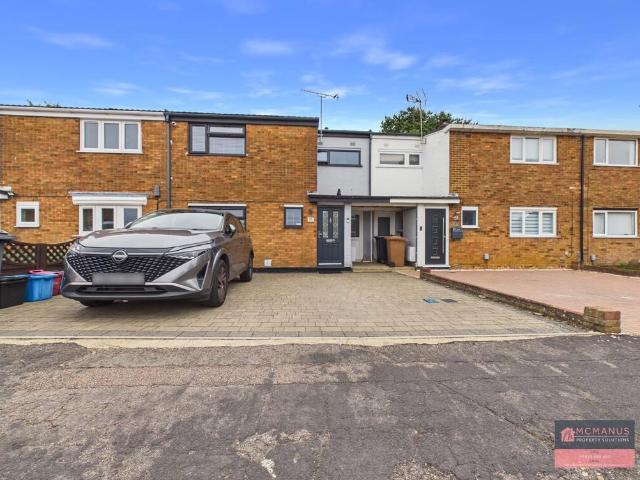 House for sale in Shephall