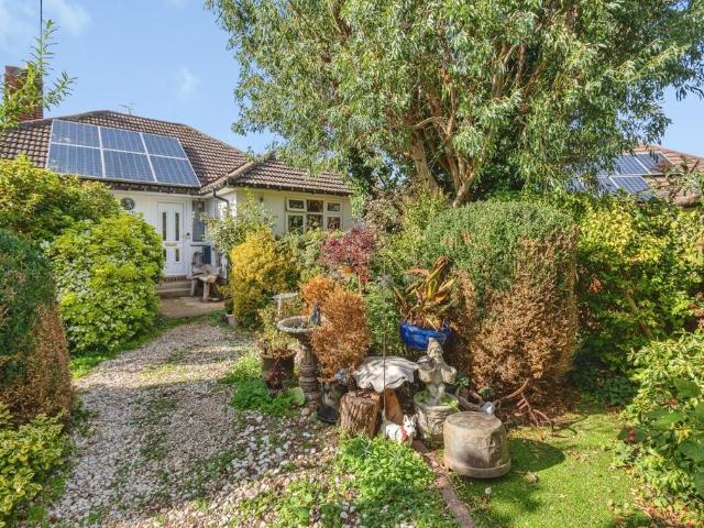Bungalow for sale in Bishop's Hull, Somerset