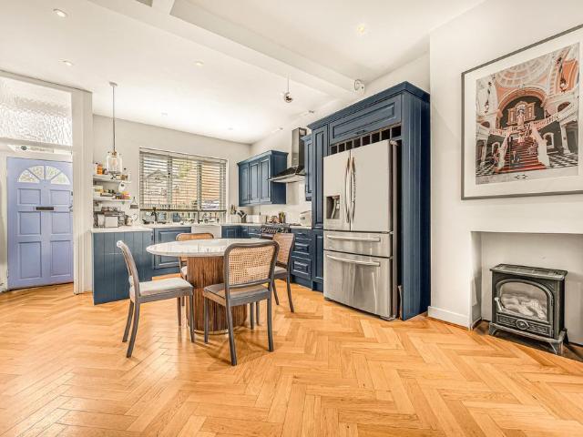 House for sale in Peckham, Greater London