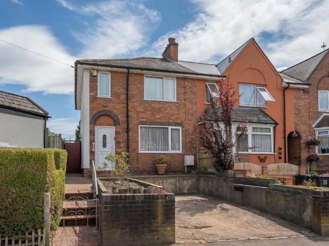 House for sale in Wake Green, West Midlands
