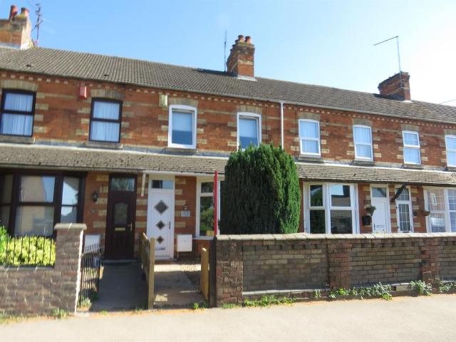 House for sale in Finedon, North Northamptonshire