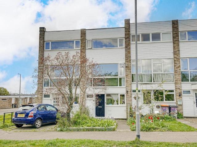 House for sale in Leighton-Linslade, Heath And Reach