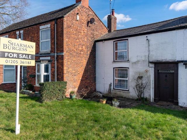 House for sale in Frampton CP, Boston