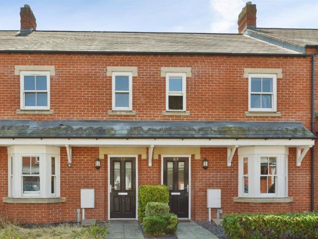 House for sale in Wolverton and Greenleys, Old Wolverton