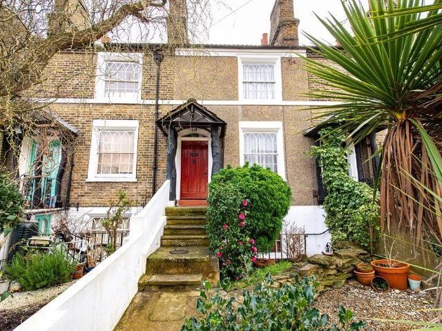 House for sale in Windmill Hill, Hamerton