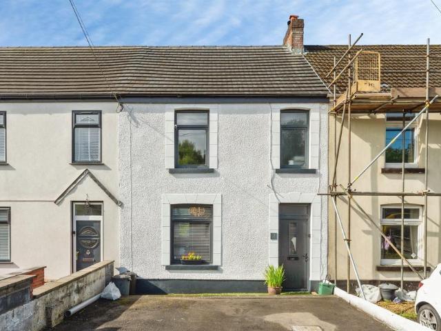 House for sale in Gorseinon, Wales
