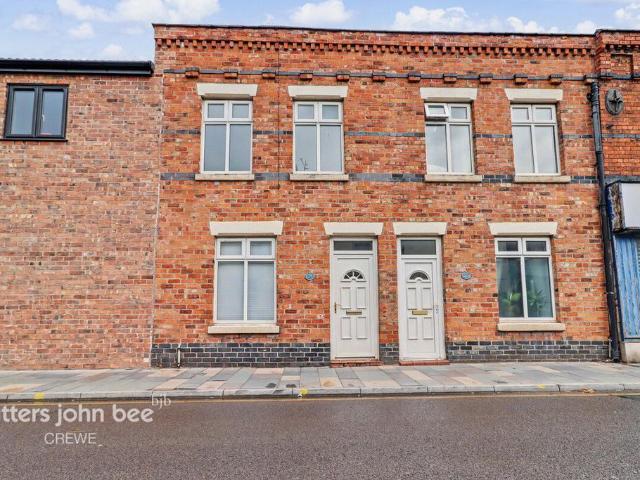 House for sale in Hammond Street