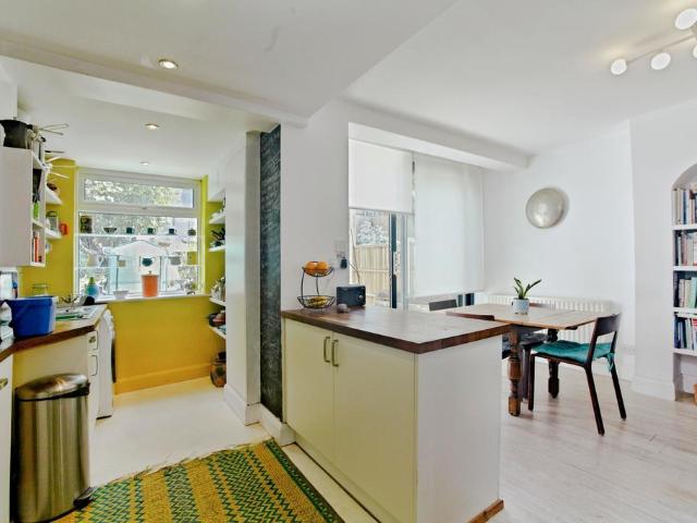 House for sale in London Borough of Croydon, Thornton Heath