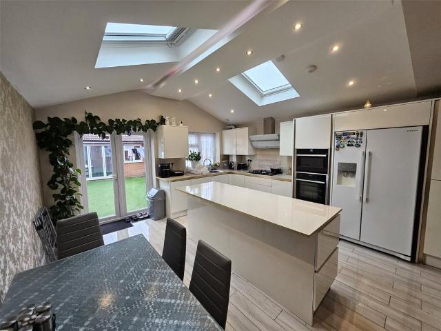 House for sale in London Borough of Hillingdon, Greater London
