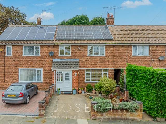 House for sale in Chantry, Ipswich
