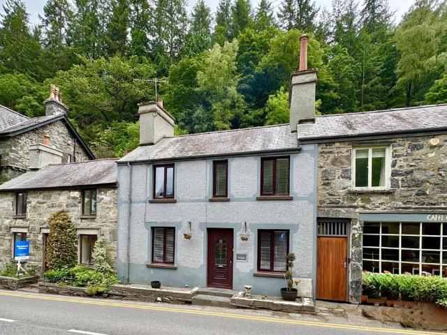 House for sale in Betws-y-coed, Wales