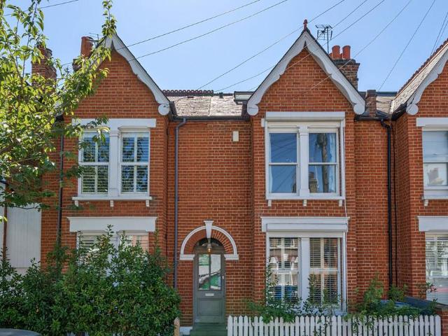 House for sale in London Borough of Southwark, Greater London