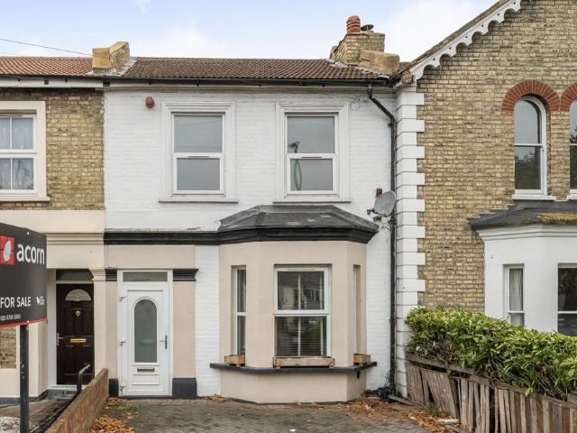House for sale in London Borough of Croydon, Greater London