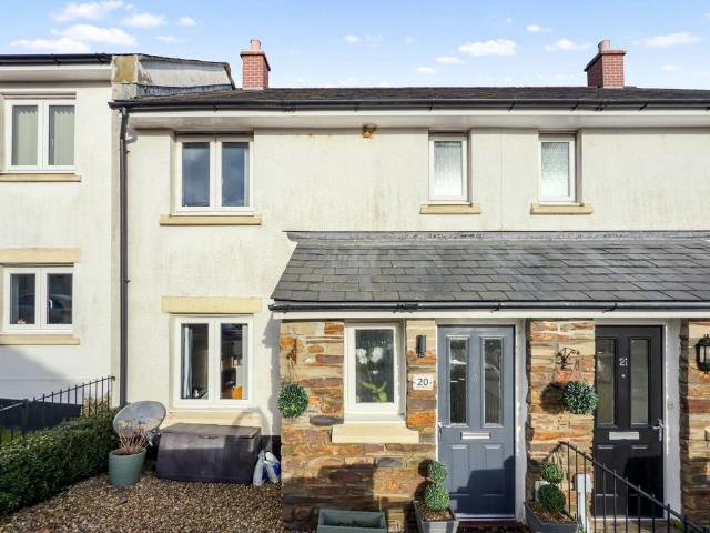 House for sale in Hellandbridge, Cornwall