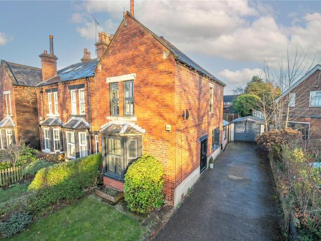 House for sale in Shadwell, West Yorkshire