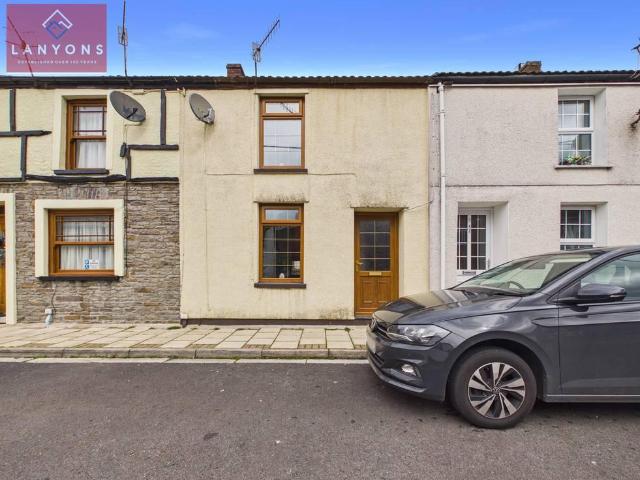 House for sale in Ystrad