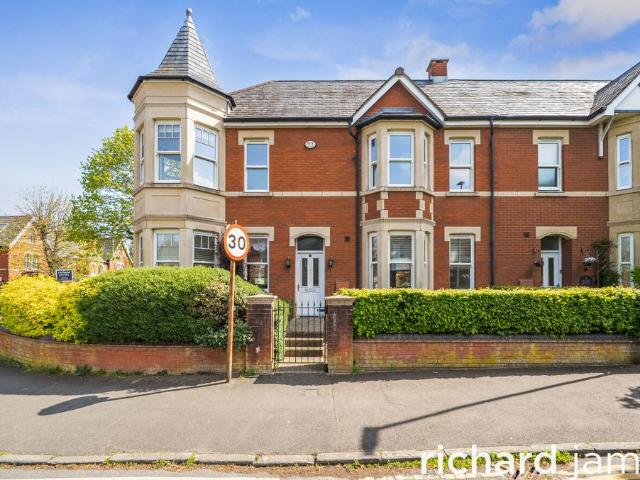 House for sale in Rodbourne, Swindon