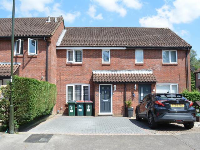 House for sale in Broadfield, Glynde