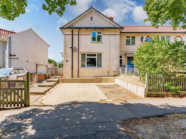 House for sale in Old Lakenham, East Bank
