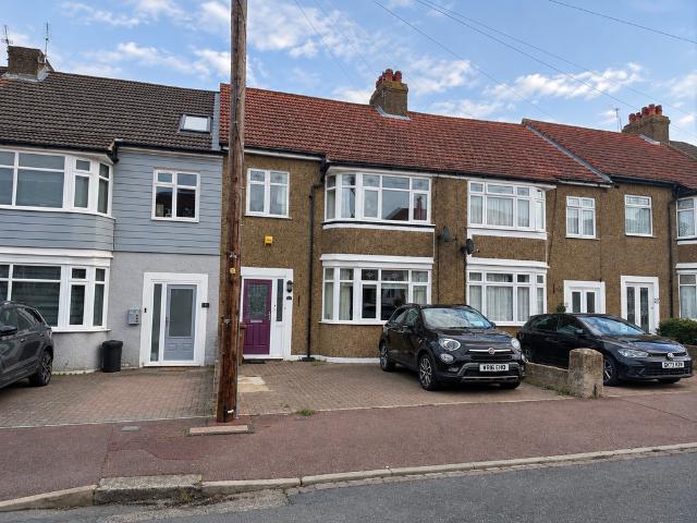 House for sale in Upper Luton, Chatham