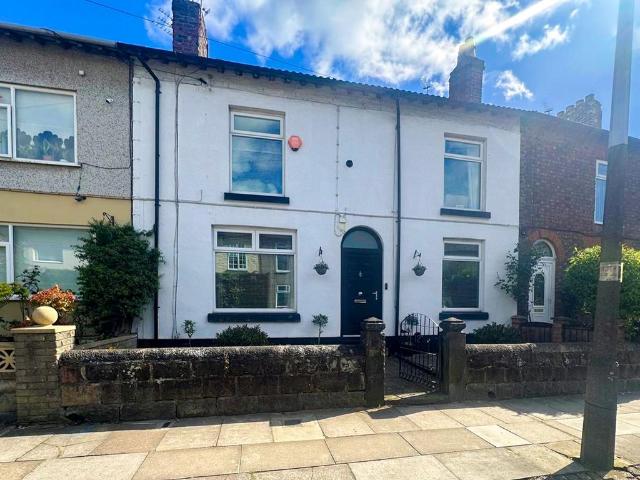 House for sale in Calderstones