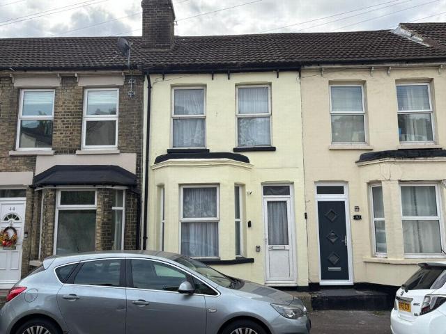 House for sale in Luton, Chatham