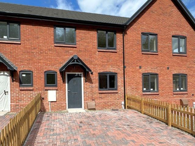 House for sale in Rhoswiel, Weston Rhyn