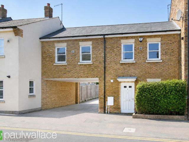 House for sale in Roydon, Epping