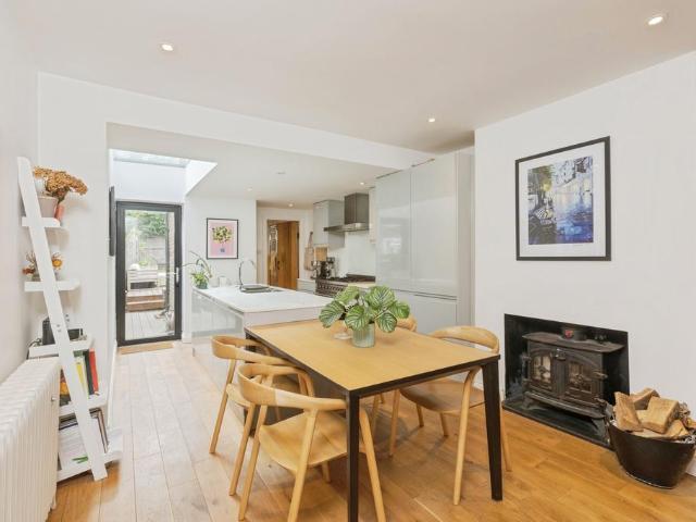 House for sale in Broadwater Down, Sandown Park