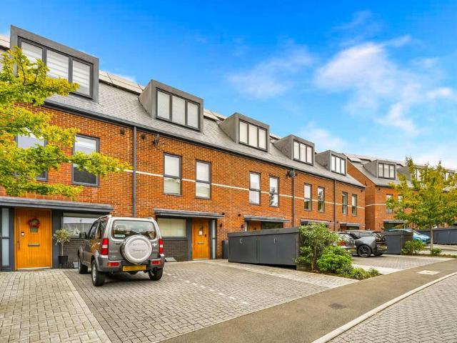 House for sale in London Borough of Enfield, Greater London