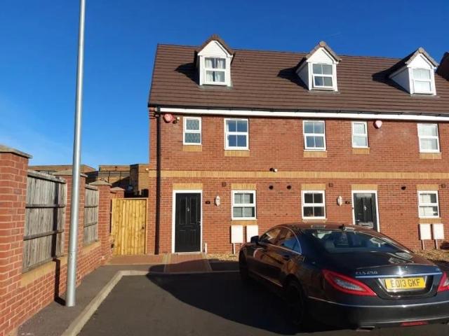 House for sale in Plant's Green, Cradley Heath