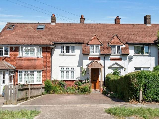 House for sale in Tattenham Corner, Red Hill